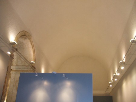 Iluminação Exposição Câmara Municipal de Loulé